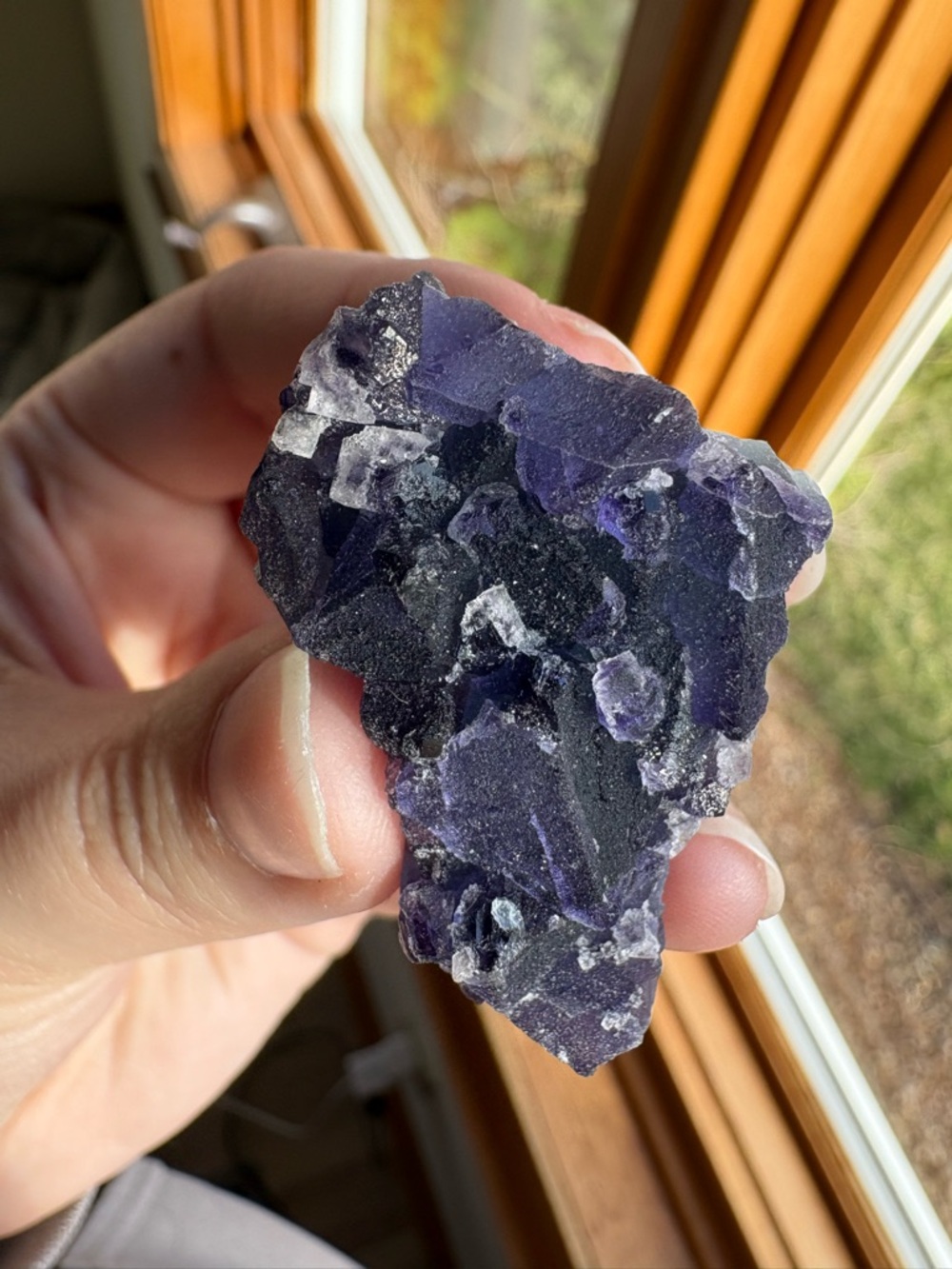 Purple fluorite specimen